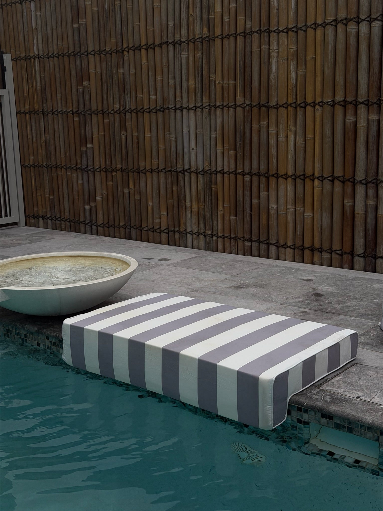 Double Pool Cushion - 1200mm x 550mm